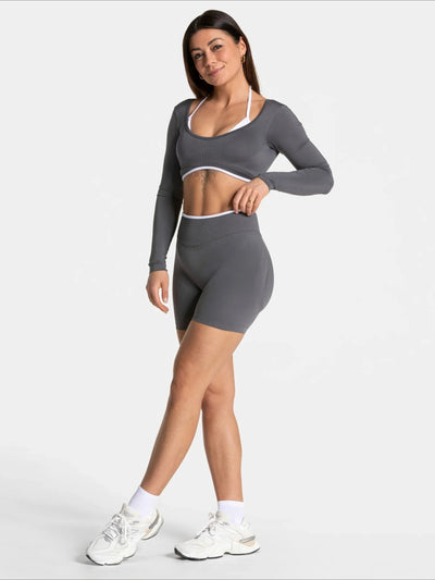 Short Sport Femme Ventre Plat Push Up Gris foncé, vue portée de face