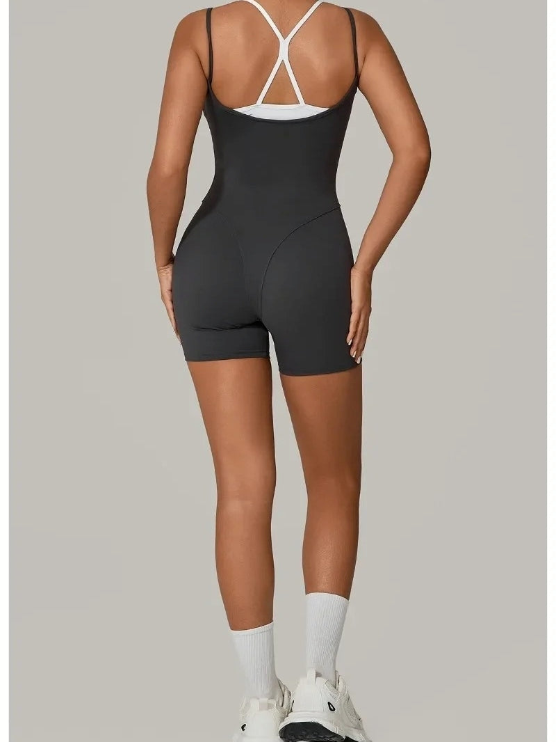 Combinaison Sport Short Sculptant et Moulant Gris  vue de dos
