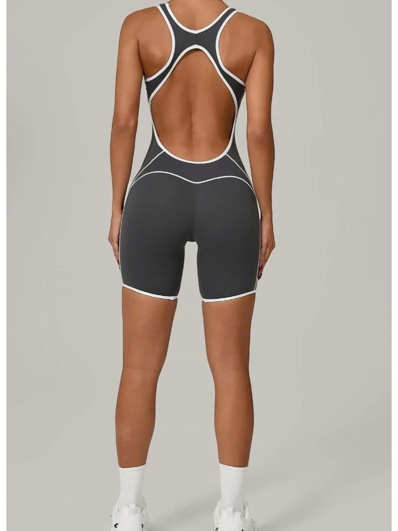 Tenue de sport une pièce pour femme gainante