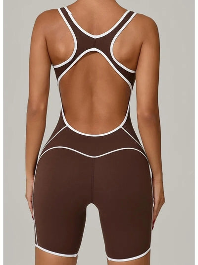 Look fitness tendance en combinaison dos nageur