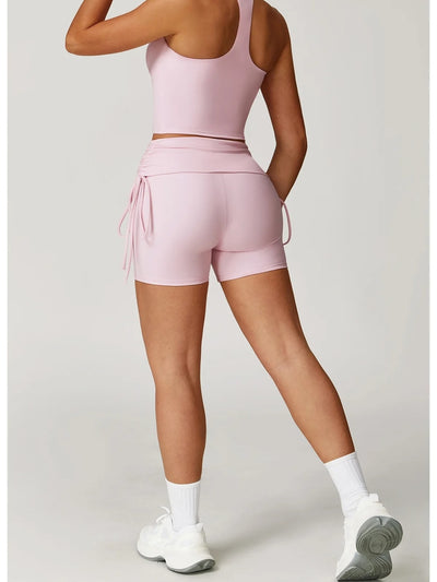 short fitness femme sculptant taille haute rose, vue de dos