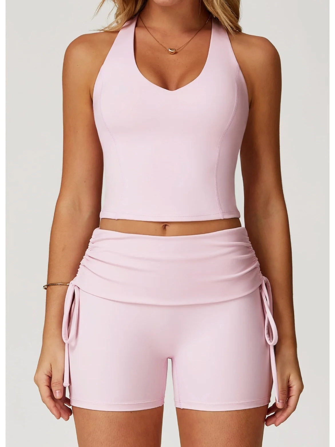 short fitness femme sculptant taille haute rose, vue de face