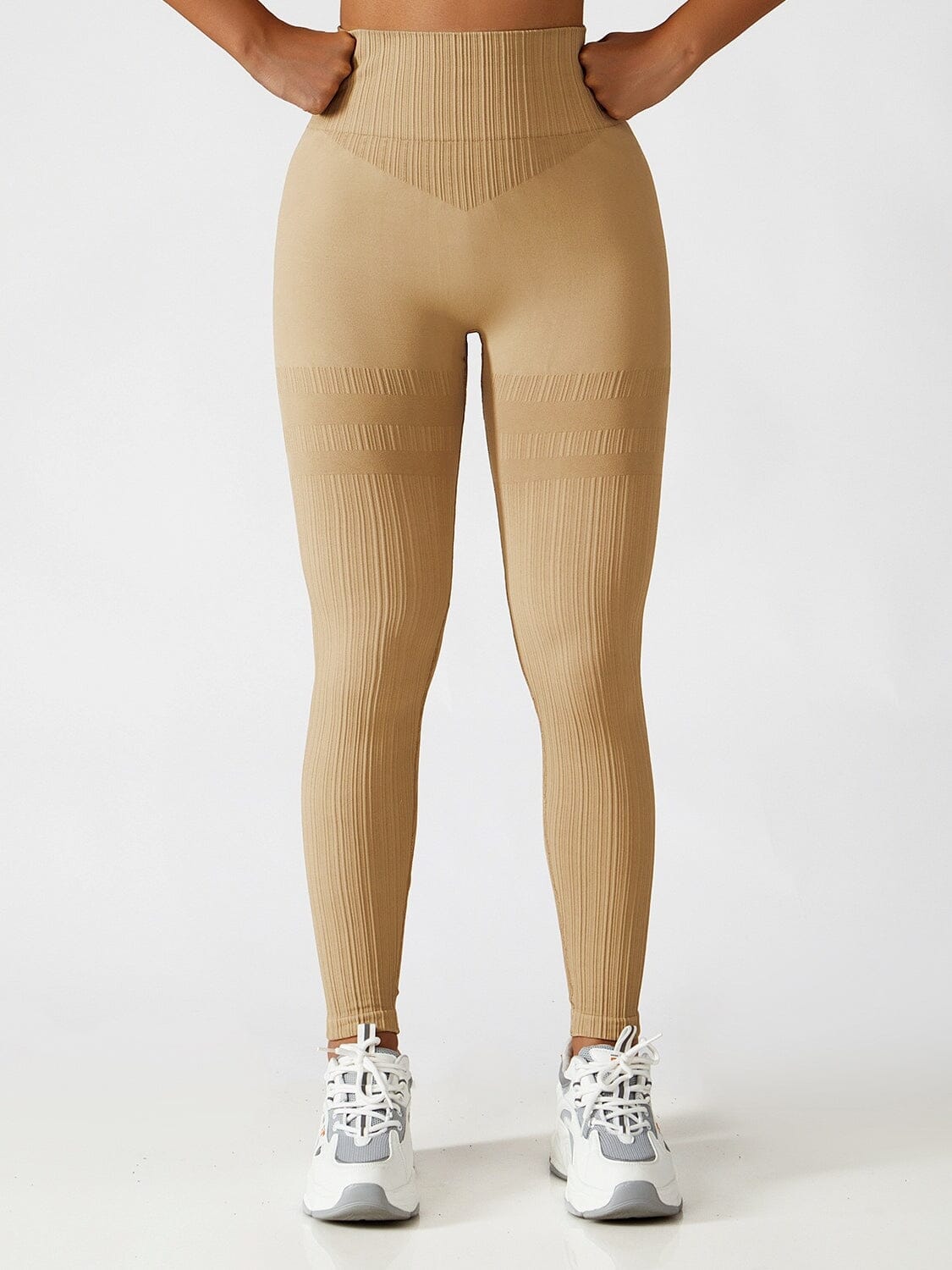 Legging croisé beige push up - Cinelle Paris, mode femme tendance